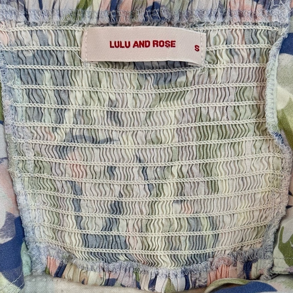 LULU AND ROSE Inez Scarf Crop Top - Picture 6 of 10